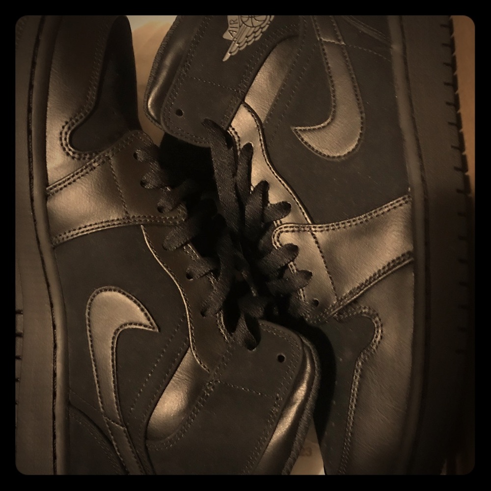 Jordan 1 murdered